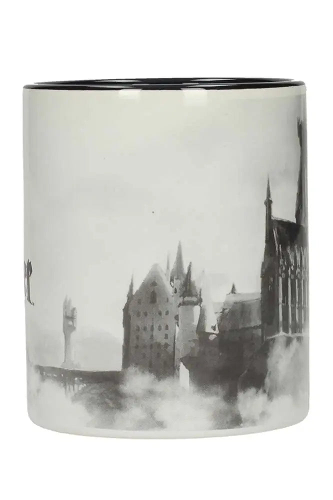 HP HOGWARTS CASTLE BLACK AND WHITE MUG