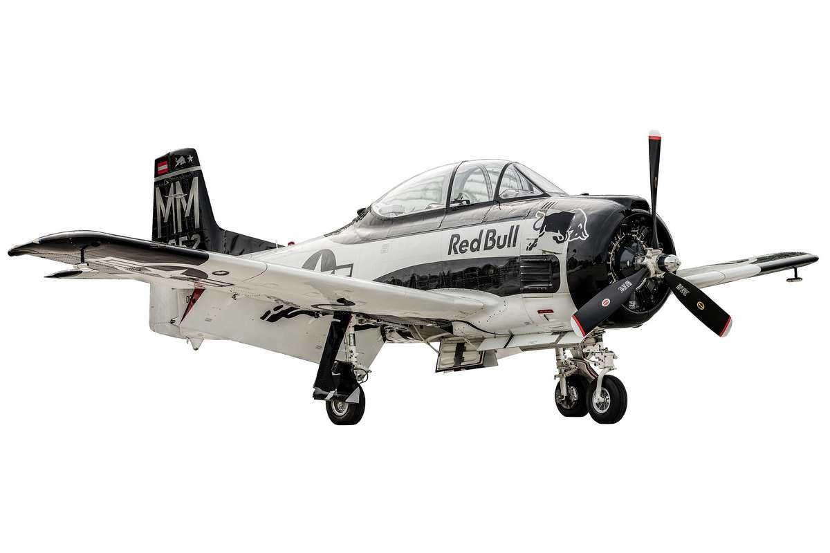 Gift Set T-28B Trojan: Flying Bulls 1:48