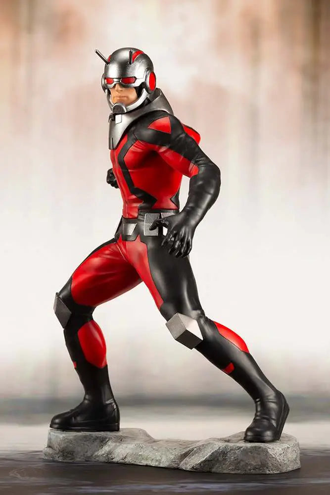 ASTONISHING ANTMAN & WASP ARTFX+ STATUE