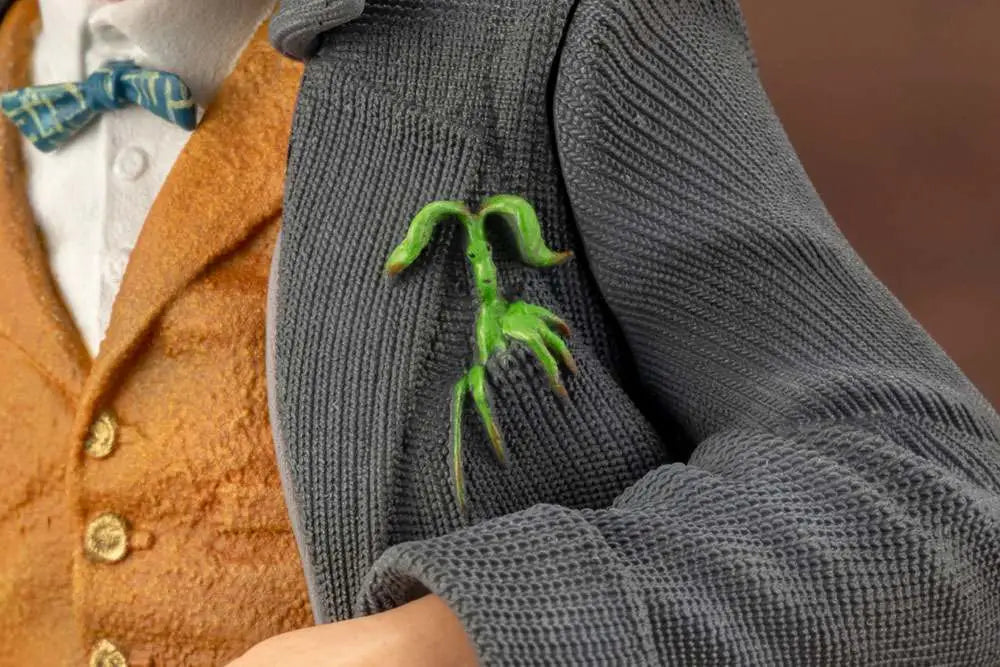 FB CRIMES GRINDELWALD SCAMANDER ARTFX+