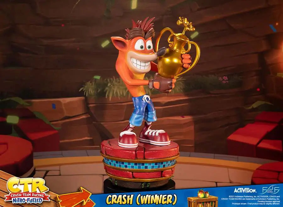 CRASH WINNER STATUE