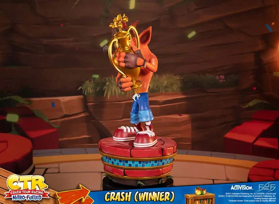 CRASH WINNER STATUE