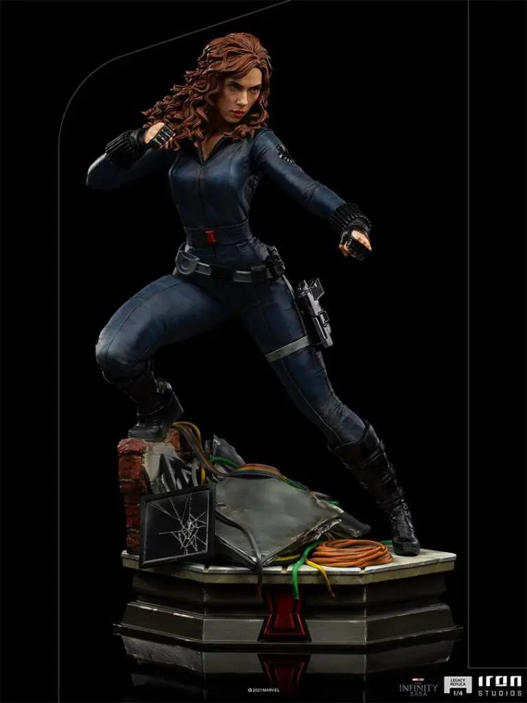 BLACK WIDOW LEGACY REPLICA 1/4 STATUE