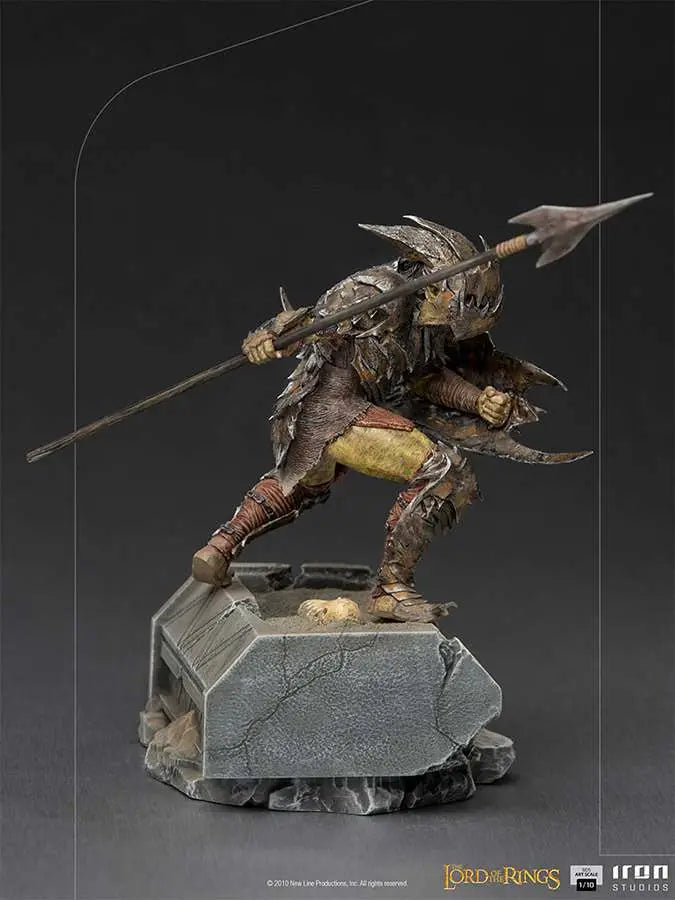 LOTR ARMORED ORC 1/10 ART STATUE