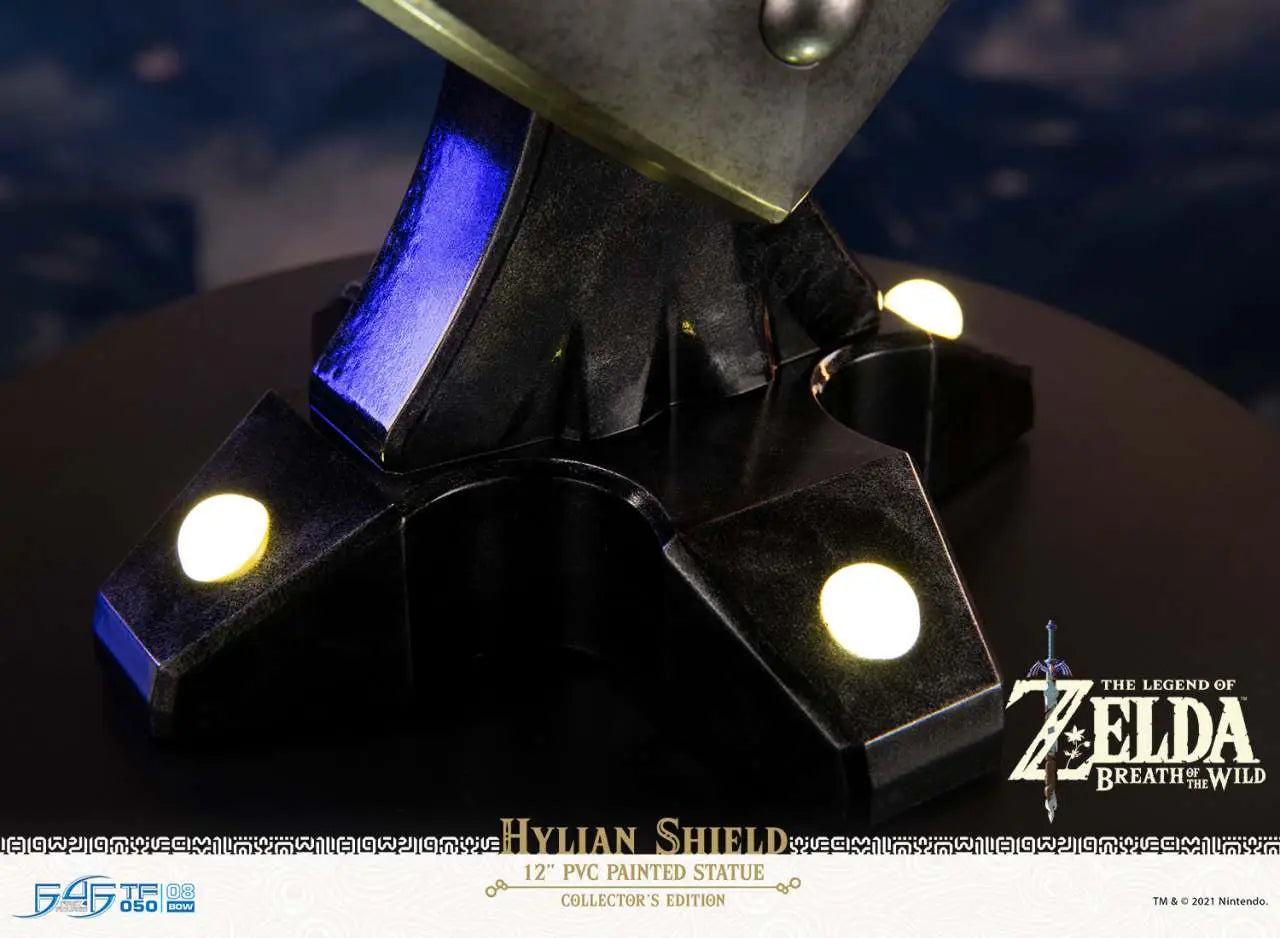 LEGEND OF ZELDA HYLIAN SHIELD PVC COL ED