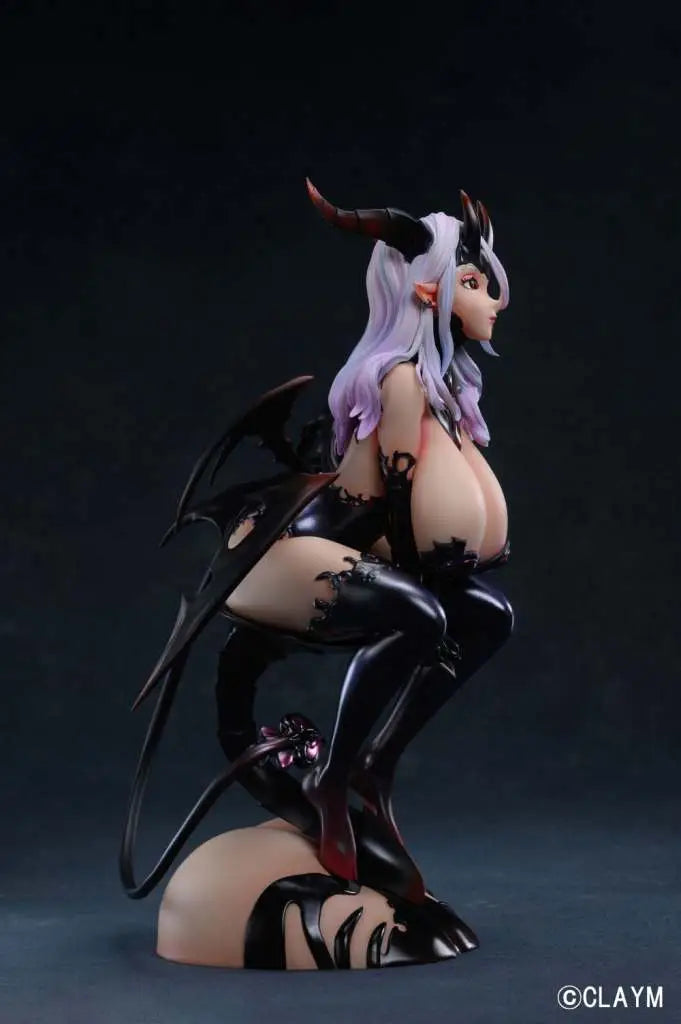 SANIS 1/5 PVC STATUE