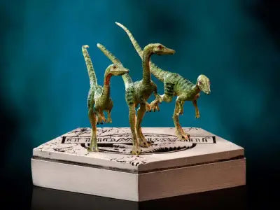 JW ICONS COMPSOGNATUS STATUE