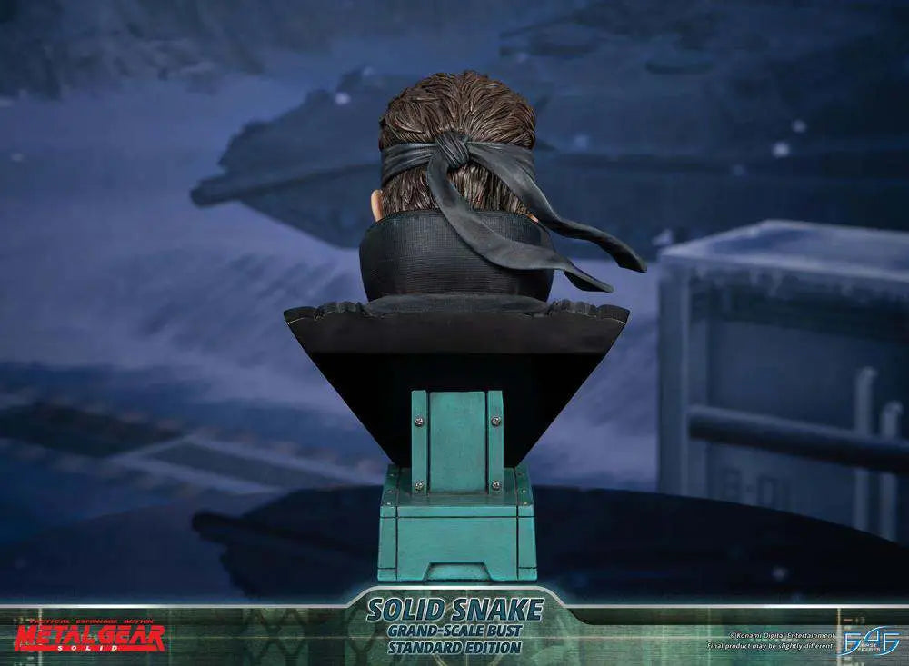 MGS SOLID SNAKE SCALED BUST