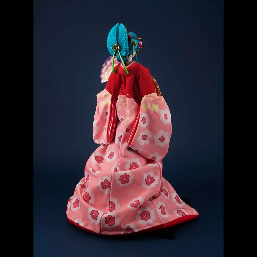 KYUGETSU X MEGAHOUSE ONE PIECE JAPANESE DOLL KOMURASAKI