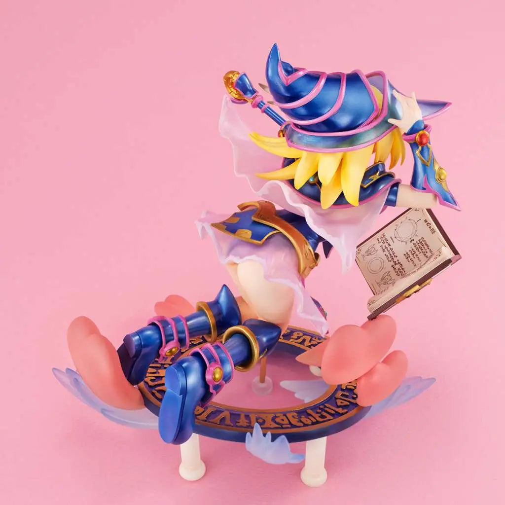 YU-GI-OH! DUEL MONSTERS DARK MAGICIAN GIRL STATUE