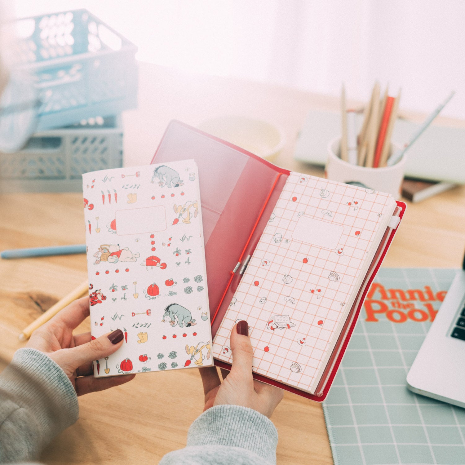 WINNIE THE POOH - Lazy Days - Travel Notebook - Size A5