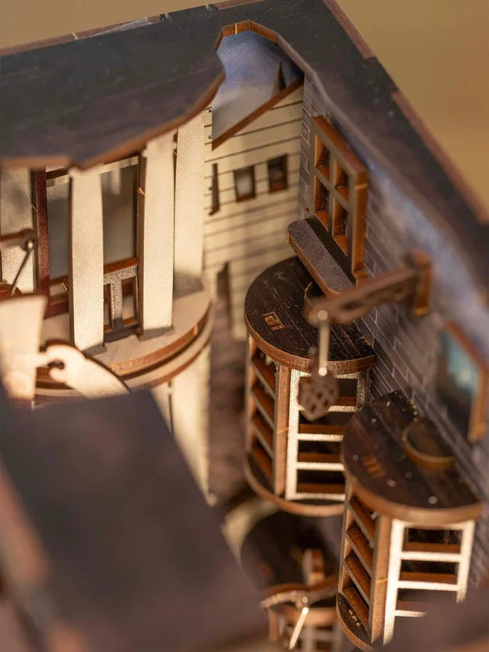 HARRY POTTER - BOOK NOOK KIT - Diagon Alley - 202pc + LED Light