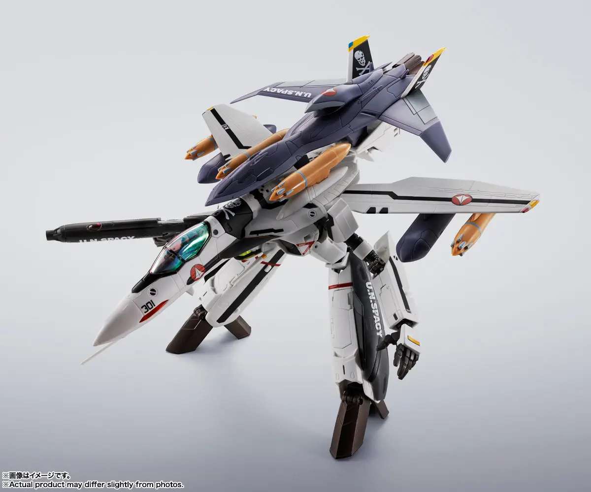 MACROSS - VF-0S Phoenix (QF-2200D-B Ghost) - Figure Hi-Metal R 14cm