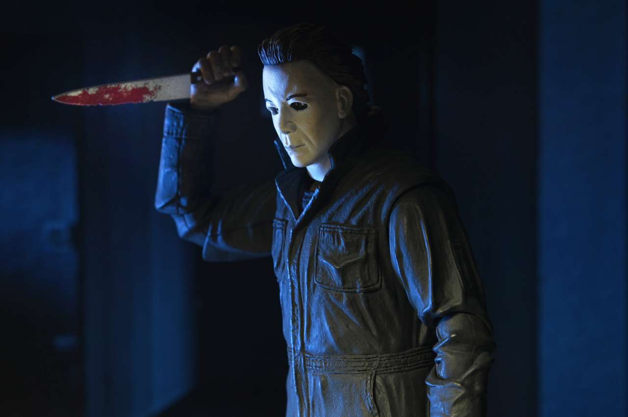HALLOWEEN RESURRECTION - Michael Myers - Ultimate Figure 17cm