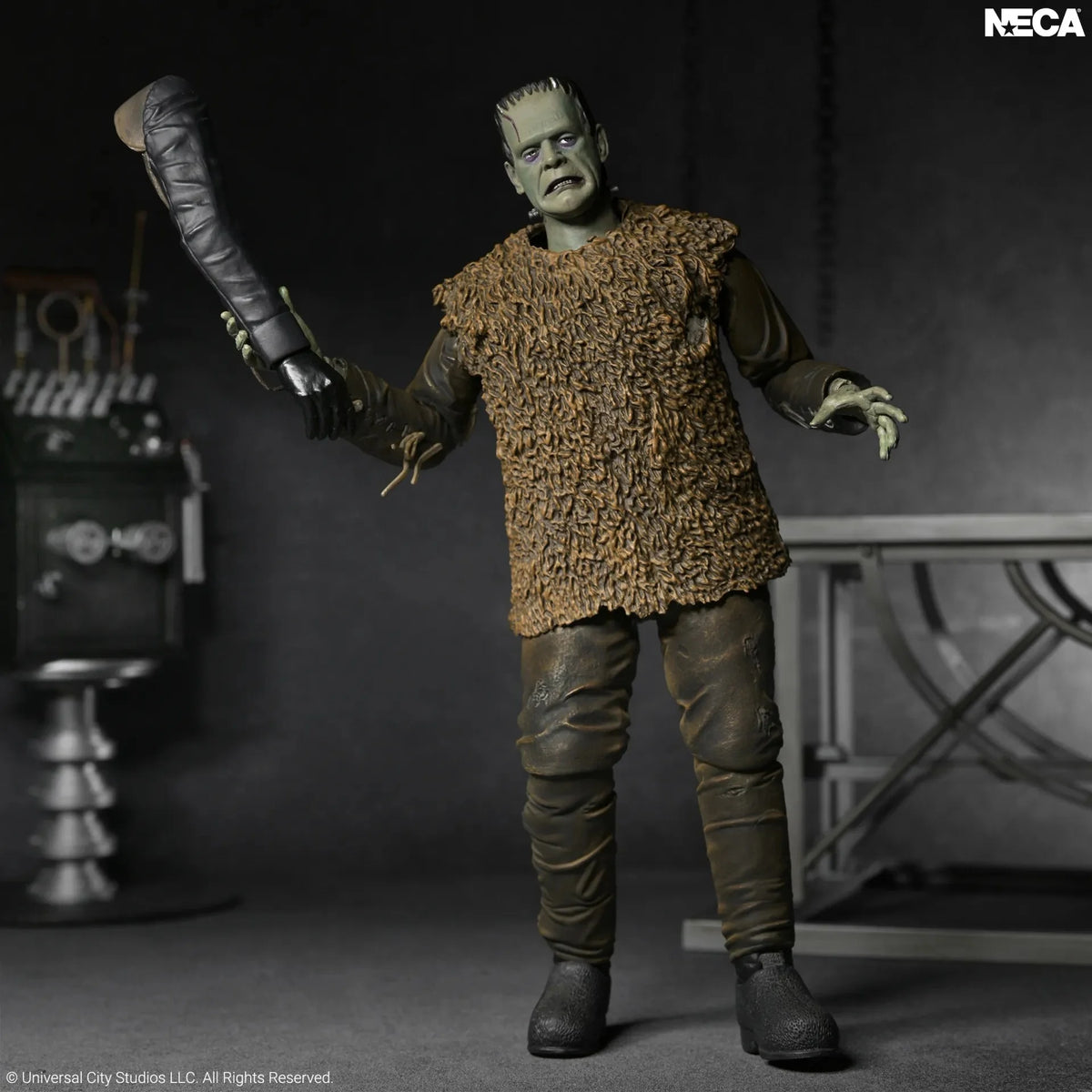 UNIVERSAL MONSTERS - Frankenstein Monster - Ultimate Figure 17cm