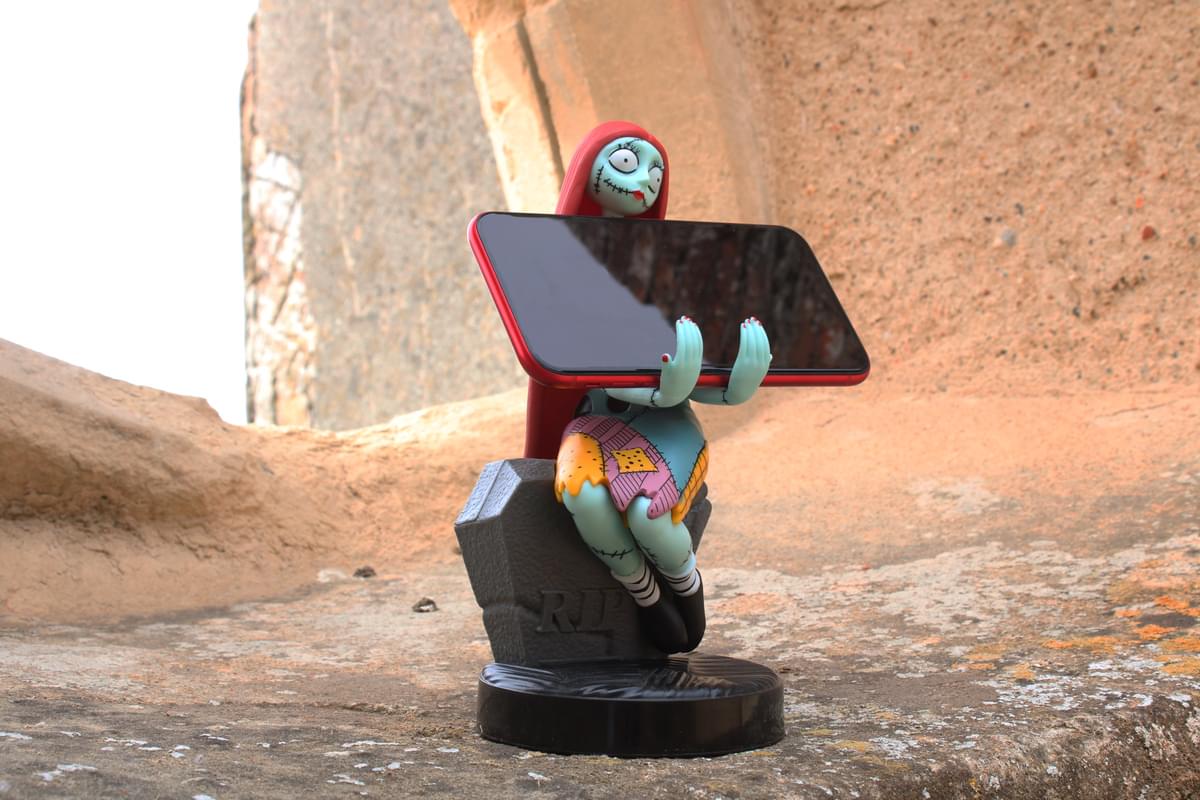 NIGHTMARE BEFORE XMAS - Sally - Controller & Phone Support - 20cm