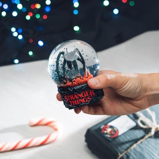 STRANGER THINGS - Snow Globe 80mm