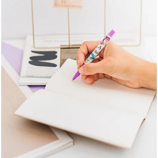 ALICE IN WONDERLAND - Pen