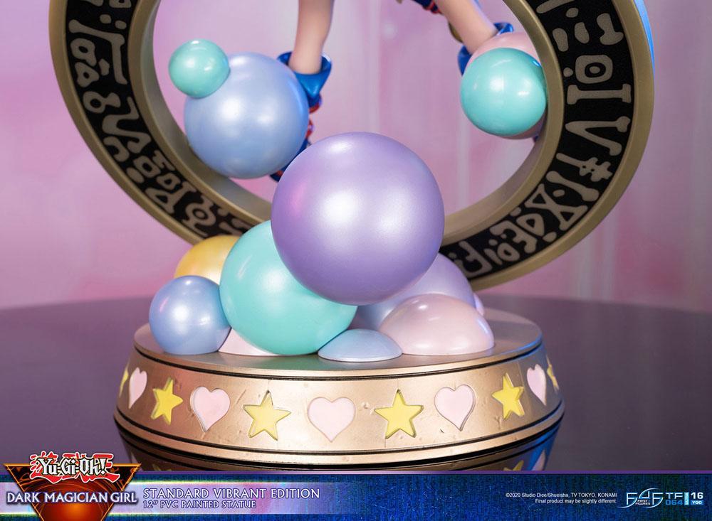 YU-GI-OH - Dark Magician Girl - Statue Standard Vibrant Edition 30cm
