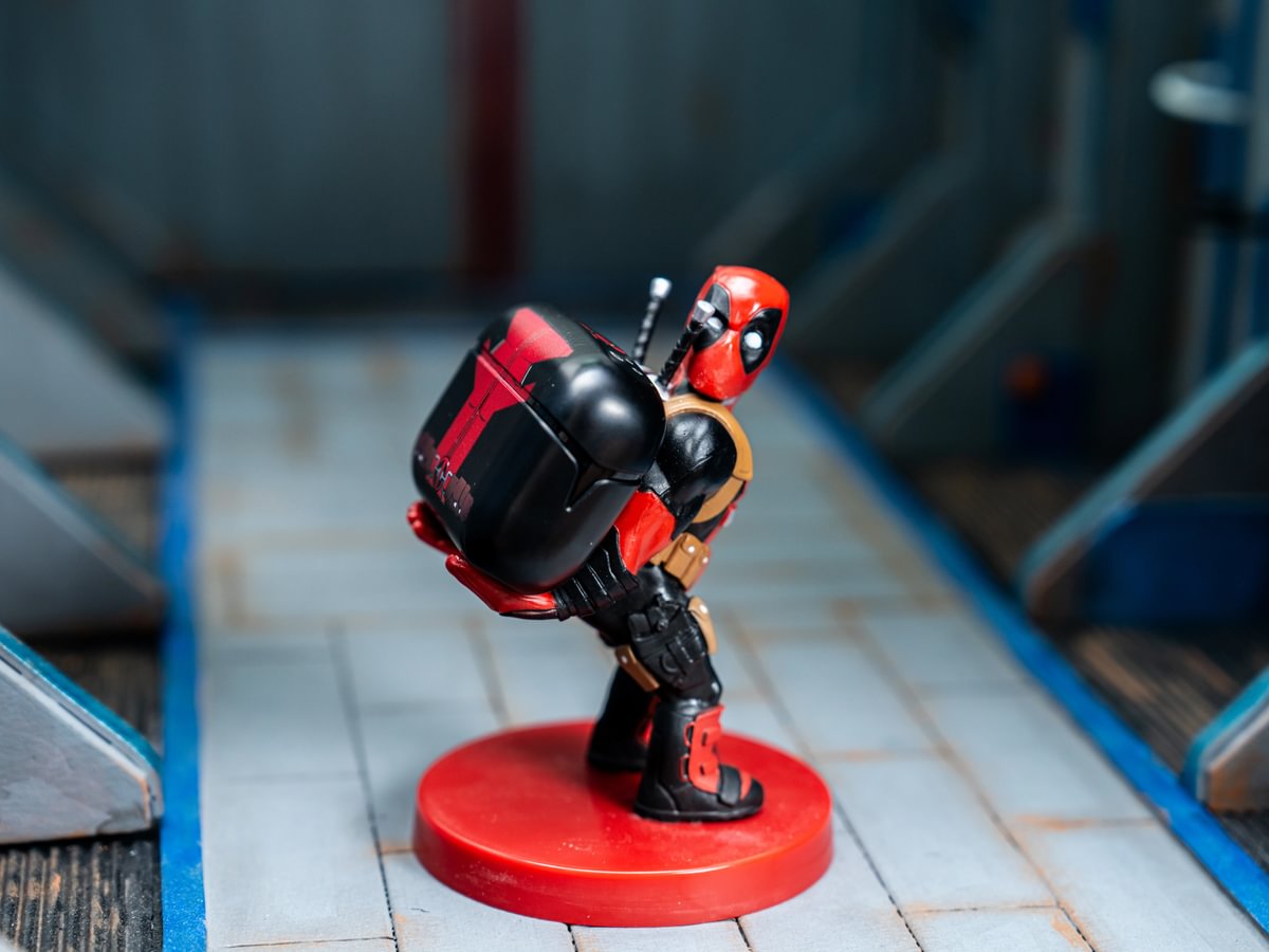 DEADPOOL - Buds Pro Bundle - Wireless Bluetooth Earbuds + Holder
