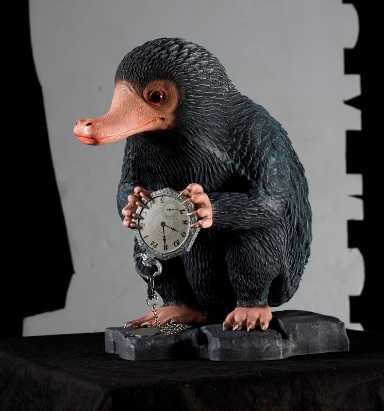FANTASTIC BEASTS - Niffler Life-Sized Statue - 32cm