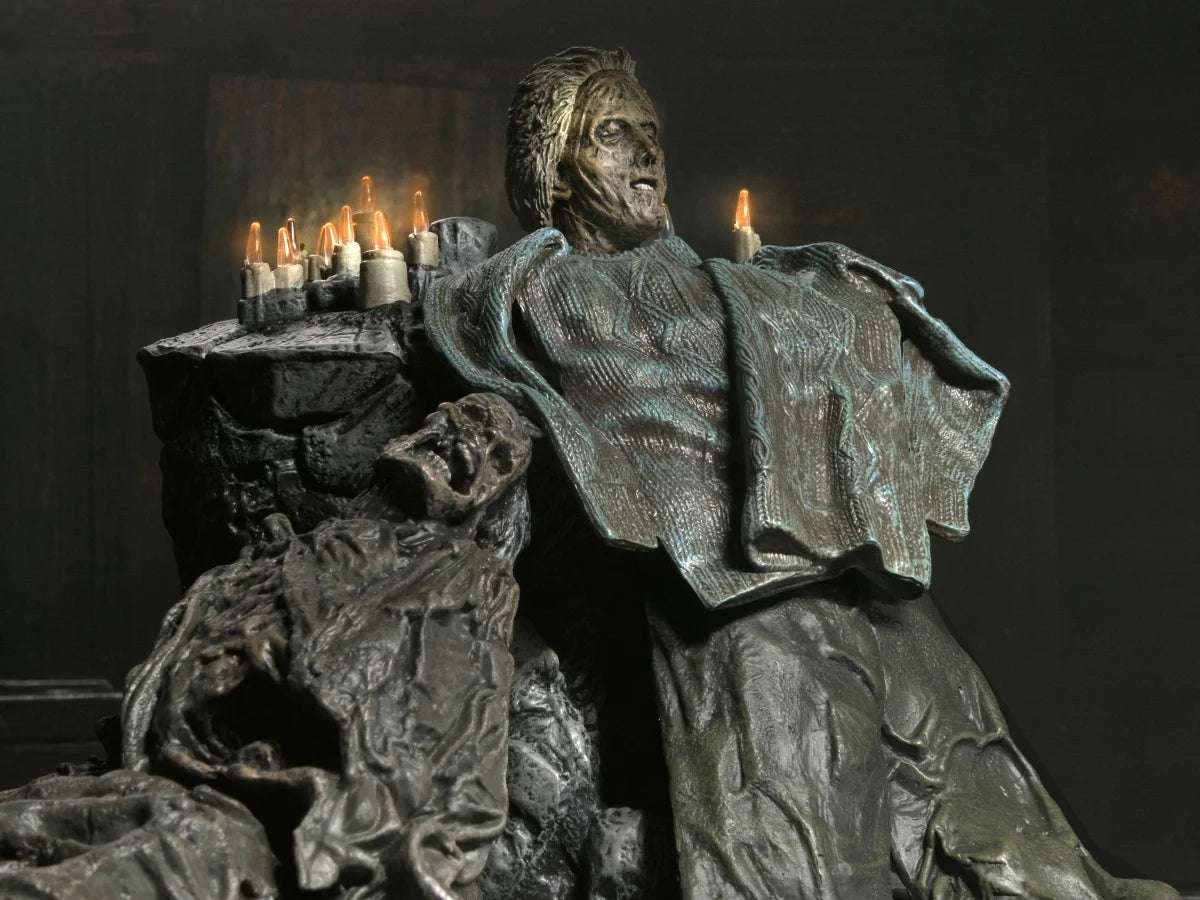 FRIDAY THE 13TH THE GAME - Pamela Shrine - Diorama Figure