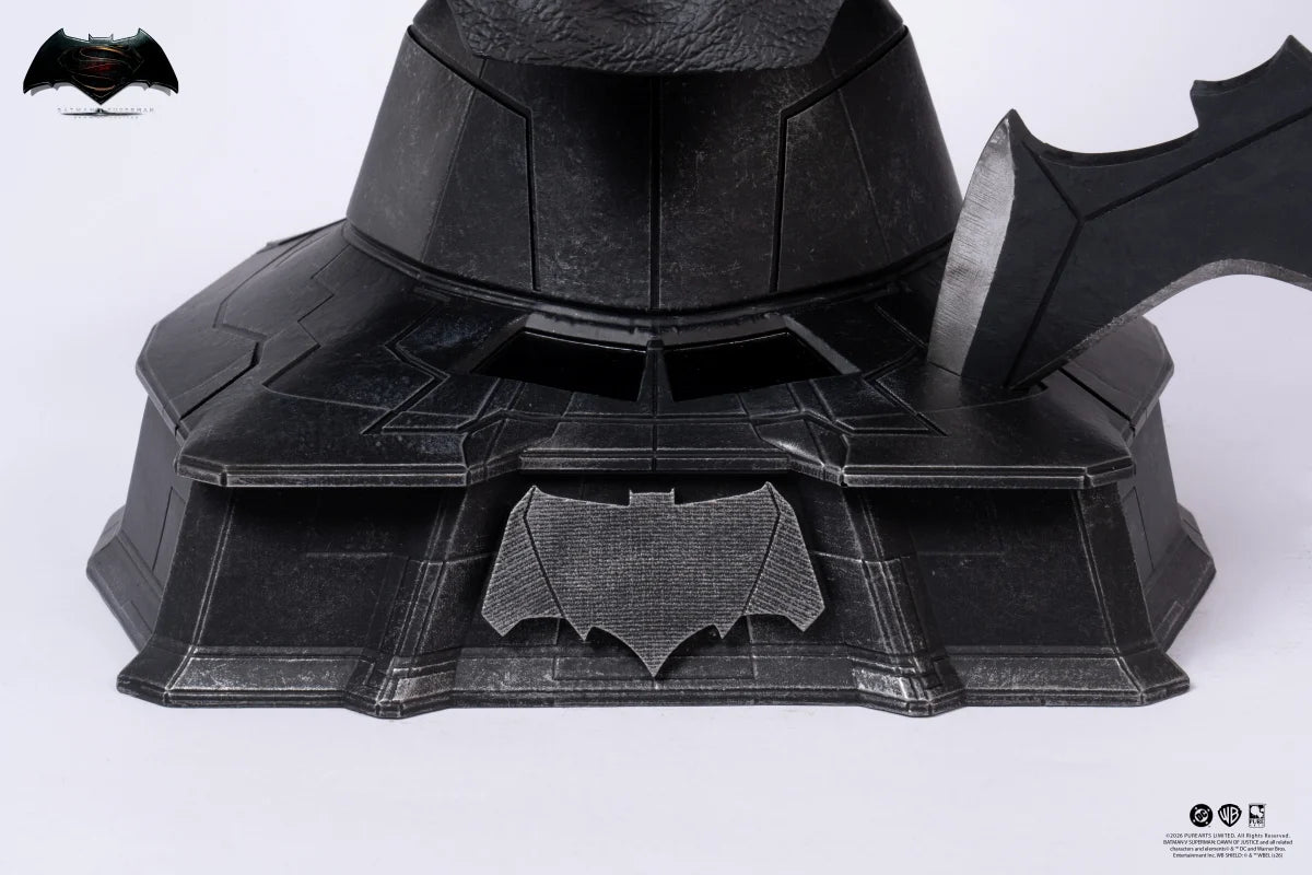 BATMAN V SUPERMAN - Batman Cowl - Replica 1/1 51cm