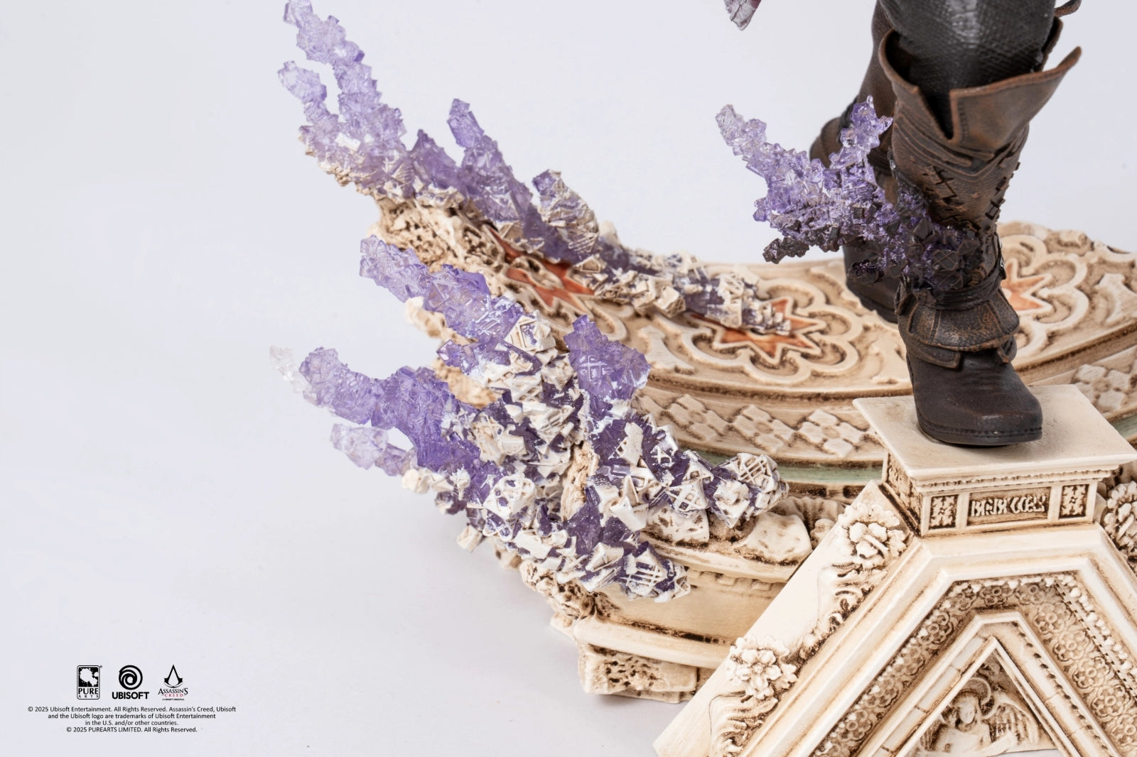 ASSASSIN'S CREED 2 - Ezio -Statue Animus 1/8 27cm