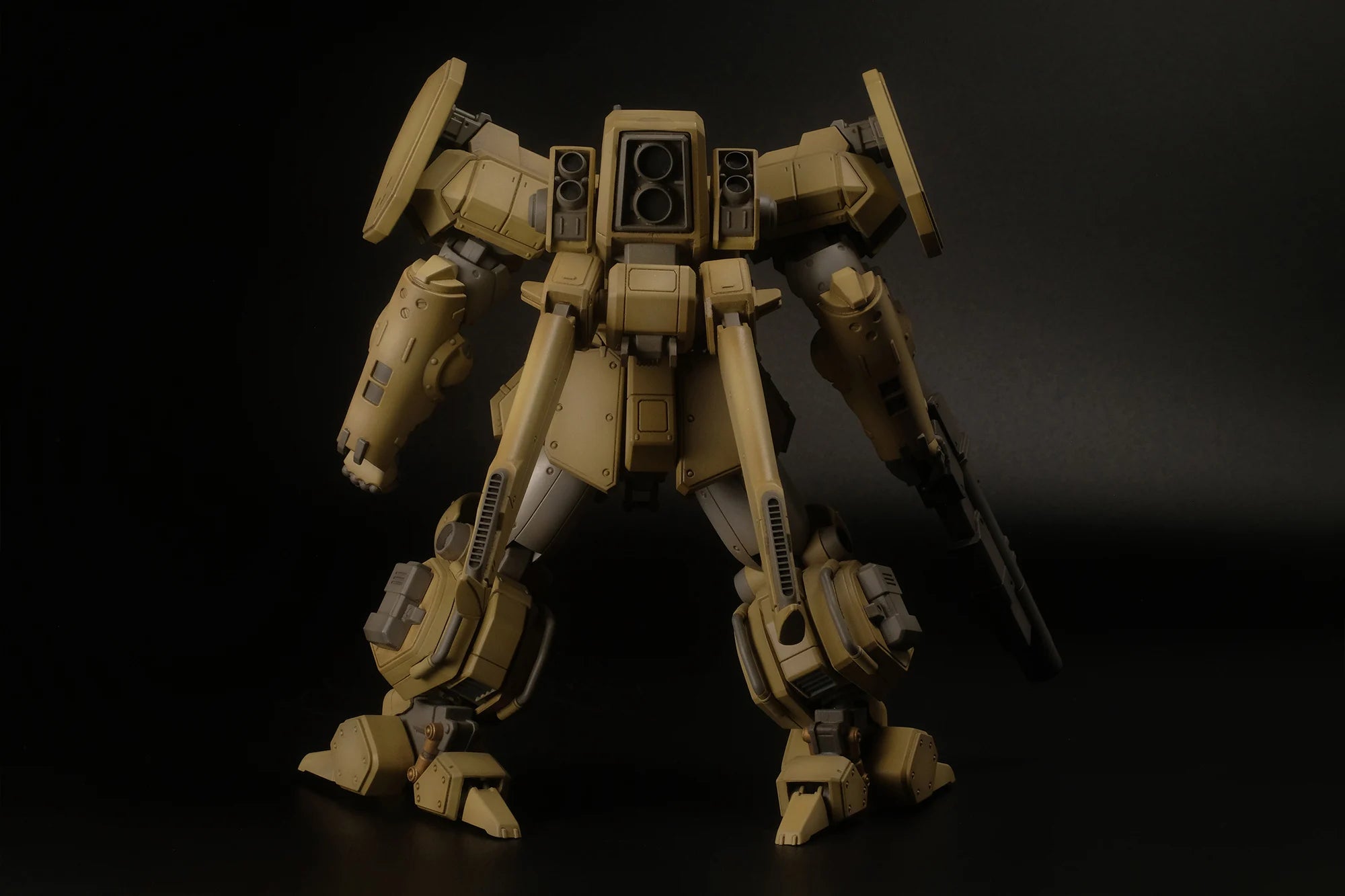 ASSAULT SUIT LEYNOS -AS-5E3 Leynos "Land Warfare" -Model Kit 1/35 15cm