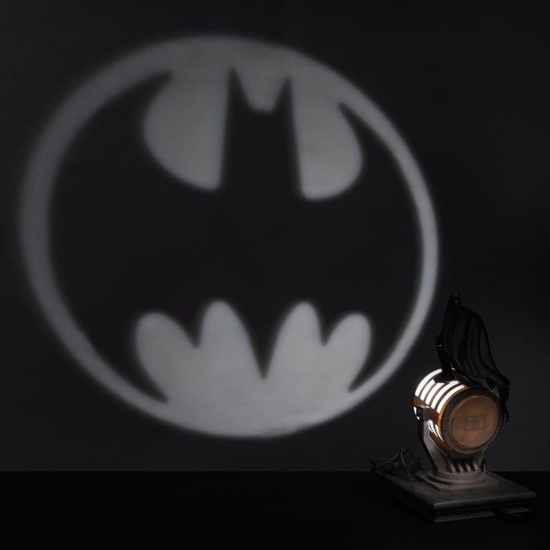 DC COMICS - Batman & Bat-Signal - Lamp 27cm