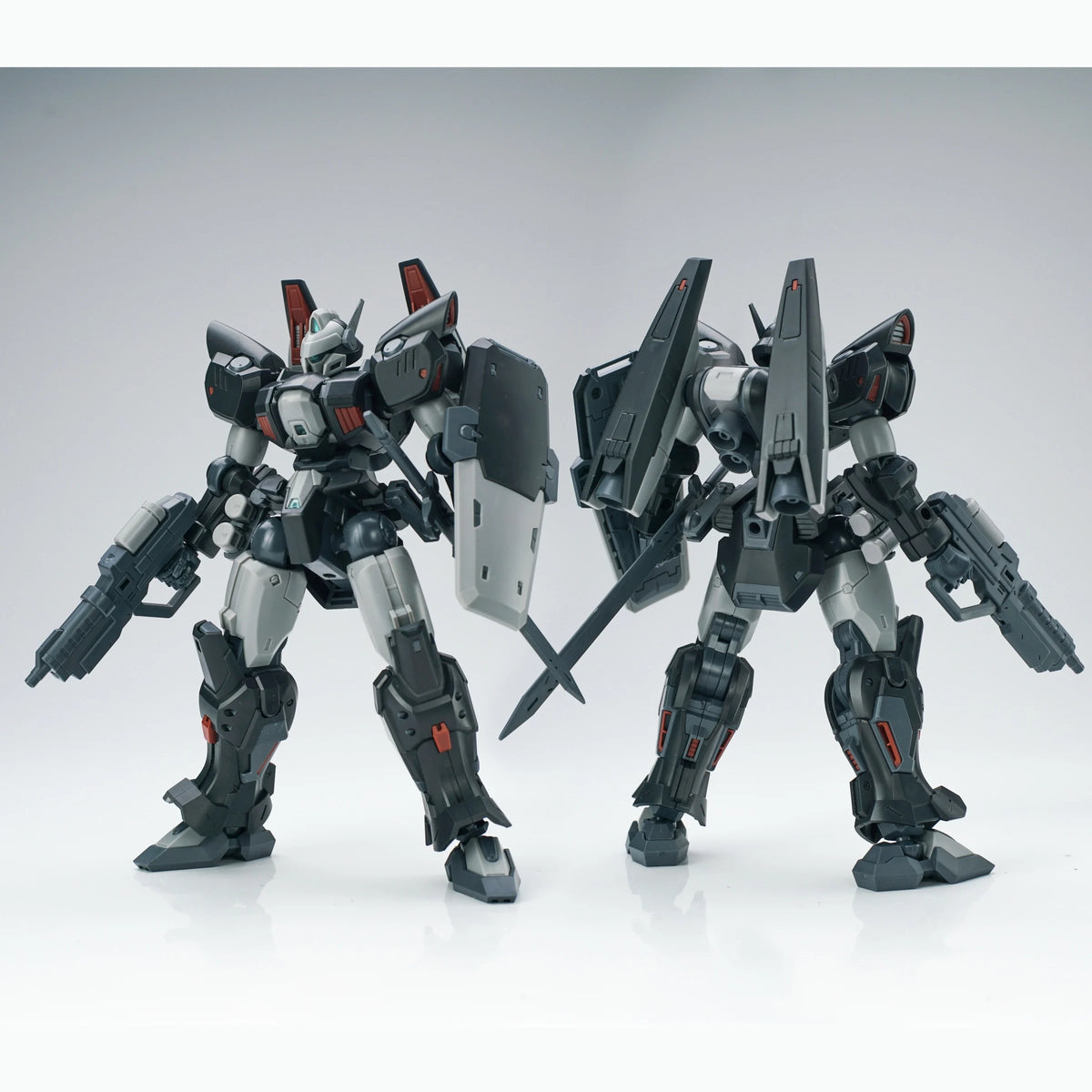SHEIK MAINLAND - Ultra Action Trooper Stag II (Grey) - Model Kit 1/144