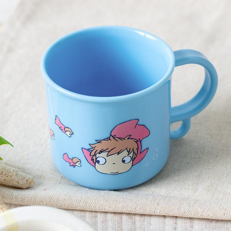 PONYO SUR LA FALAISE - Ponyo dans la mer - Mug 200ml