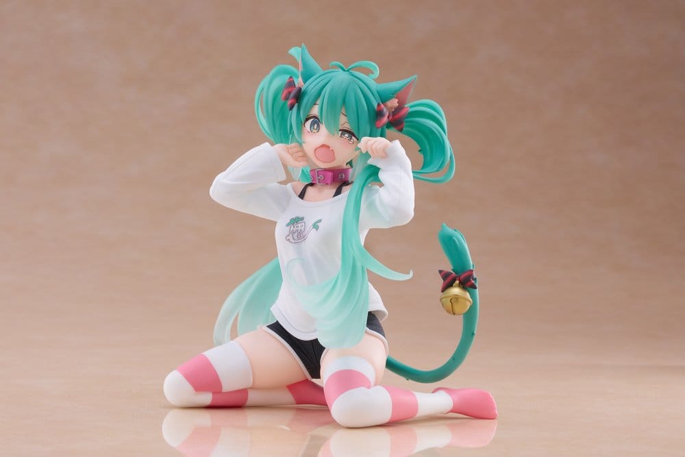 HATSUNE MIKU - Miku "Cat Ear t-Shirt" - Statue Desktop Cute 13cm