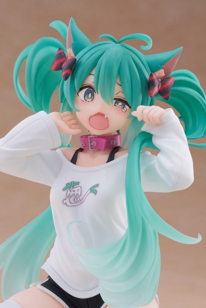 HATSUNE MIKU - Miku "Cat Ear t-Shirt" - Statue Desktop Cute 13cm