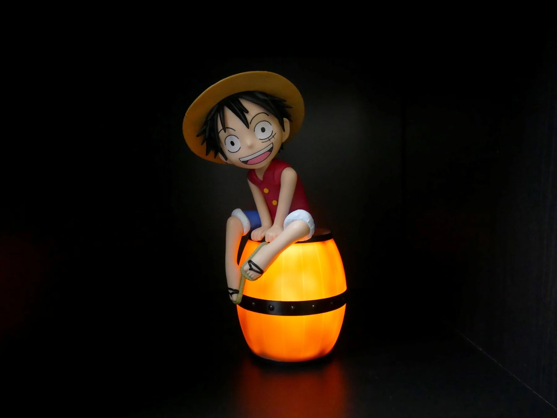 ONE PIECE - Luffy on a Barrel - Light-Up Figure - 11 inch