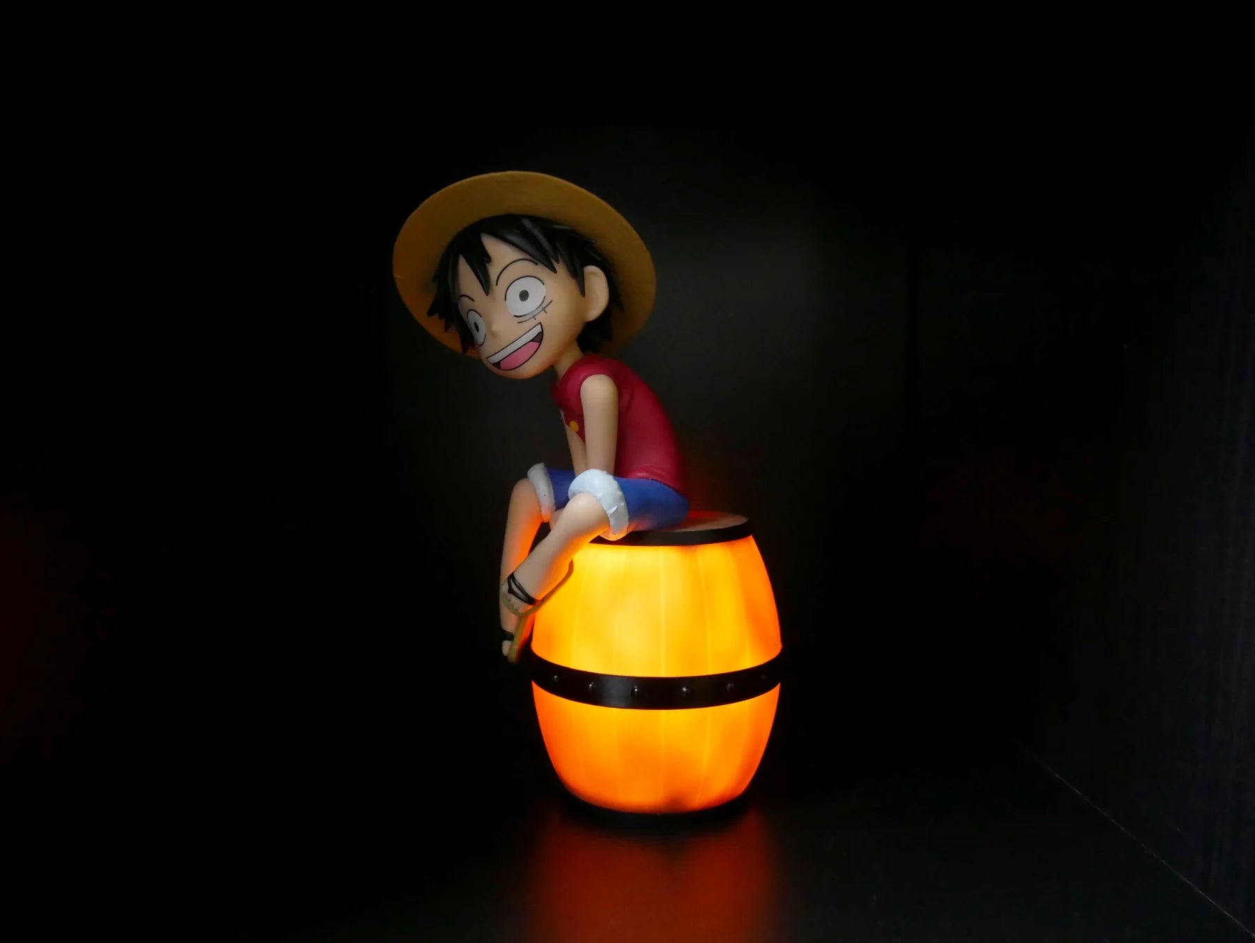 ONE PIECE - Luffy on a Barrel - Light-Up Figure - 11 inch