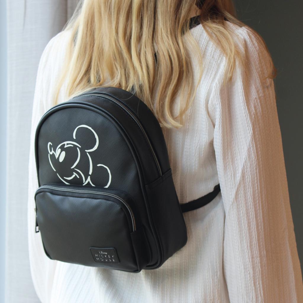 DISNEY - Sweet About Me - Drawing Mickey - Backpack