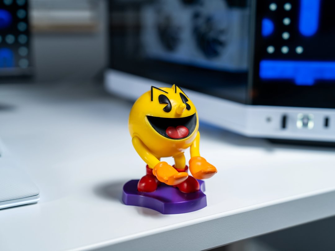 PAC-MAN - 'Holdem' Controller & Phone Support - 11cm