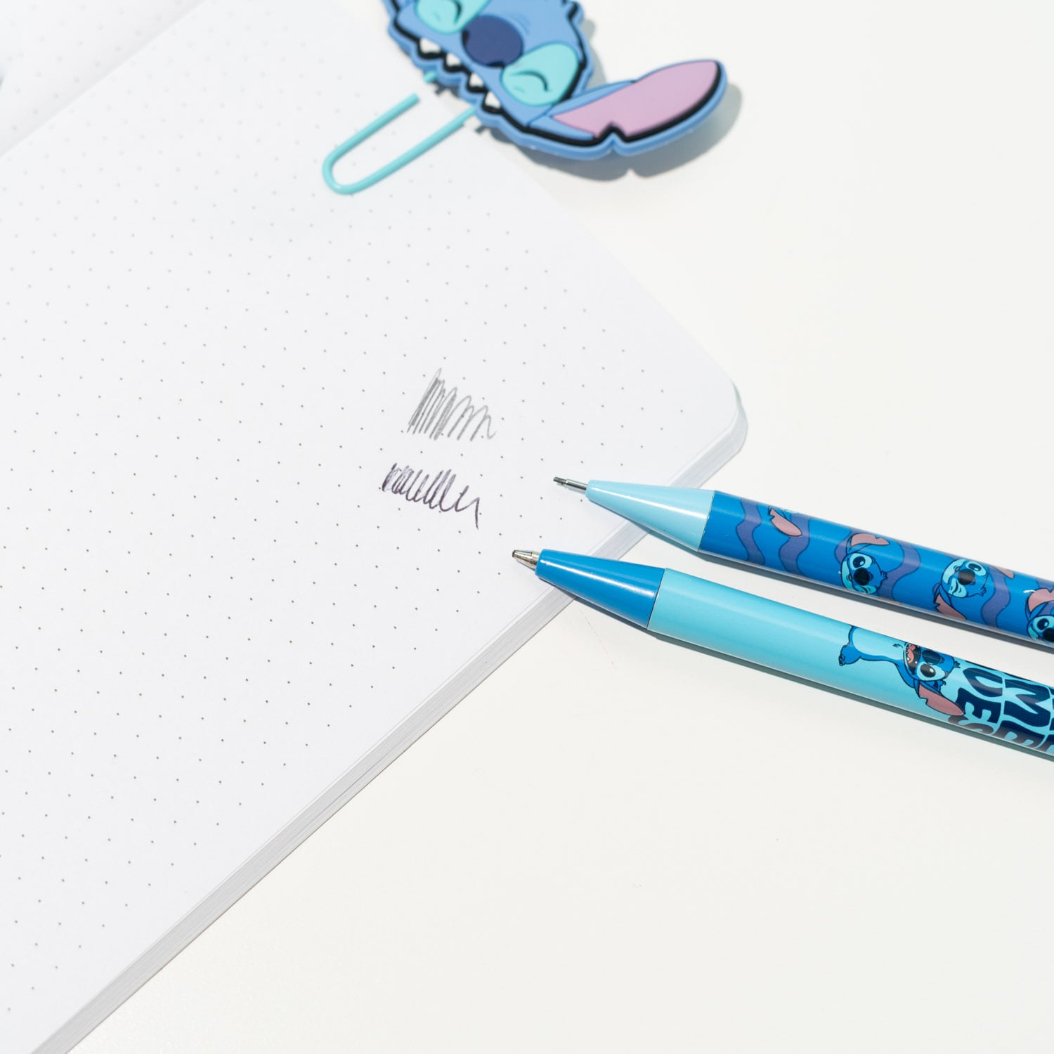 STITCH - Set of 2 Pen with 3D Acrylic Stand