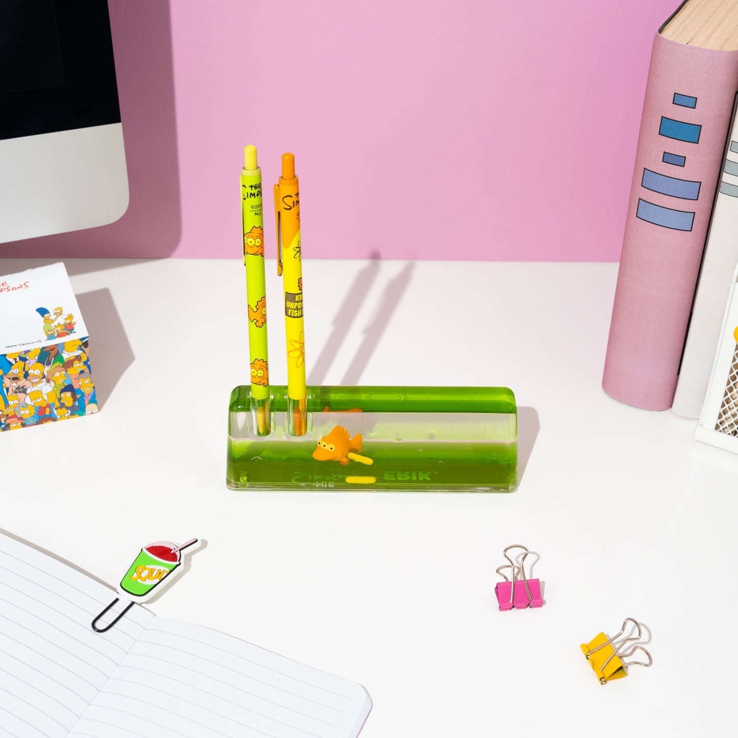 THE SIMPSONS - Set of 2 Pen with 3D Acrylic Stand