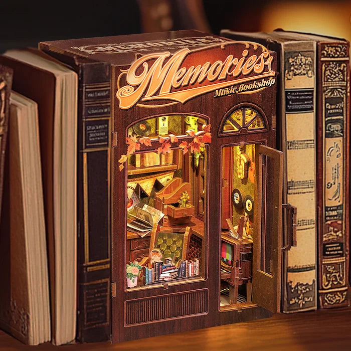 BOOK NOOK KIT - DIY - Memories Music Bookshop - 136pc + LED Light