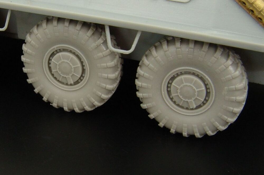 BTR-60 Wheels (Mikromir)