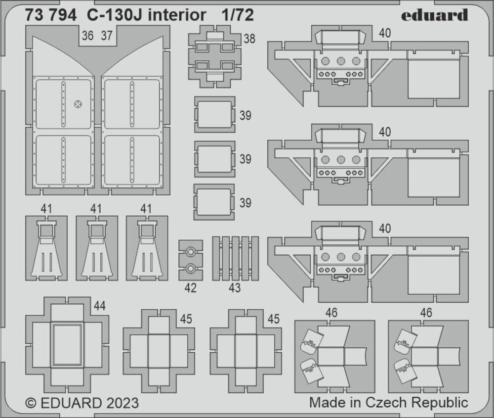 C-130J interior 1/72 ZVEZDA