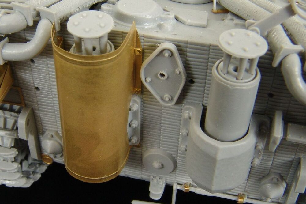 TIGER I Exhaust shroud (6471 Italeri)