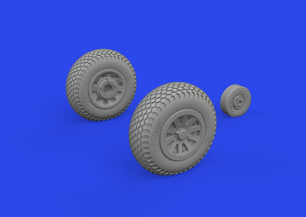 P-51D wheels cross tread