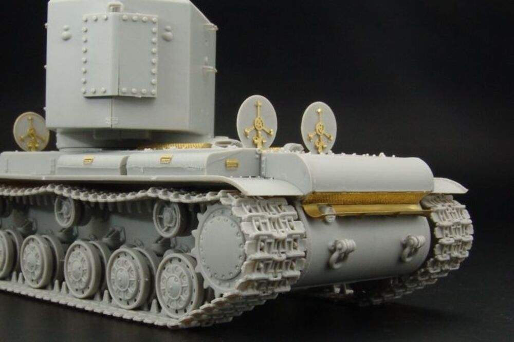 KV-2 Early (Hobbyboss)