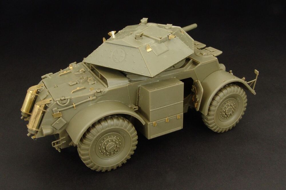 STAGHOUND Mk III