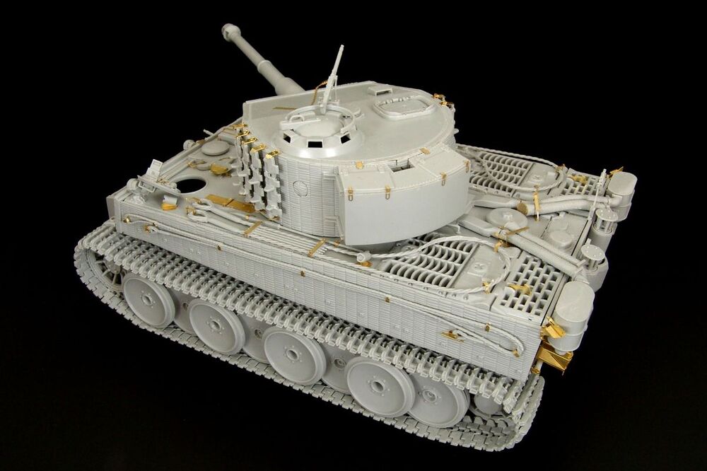 Tiger I ausf E - basic (6471 Italeri)