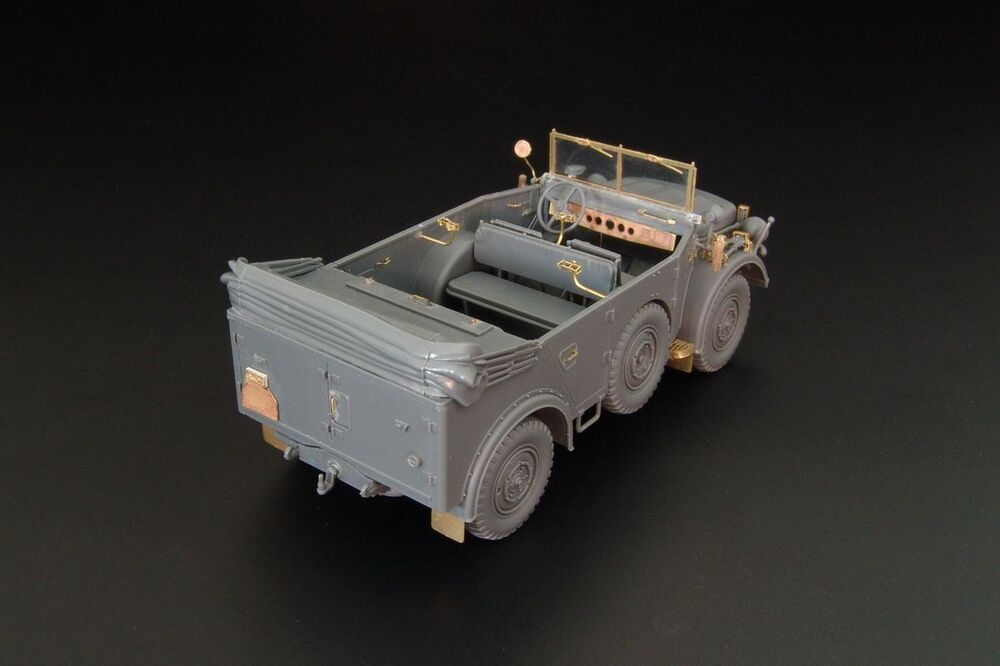 Horch 4x4 Type 1a (TAMIYA)