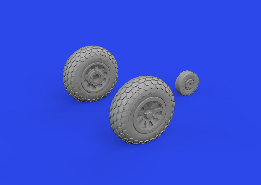 P-51D wheels oval tread